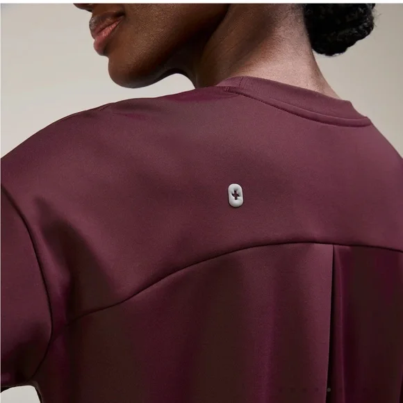 Figs Cornelia FORMx Crewneck Scrub Top - Picture 5 of 12